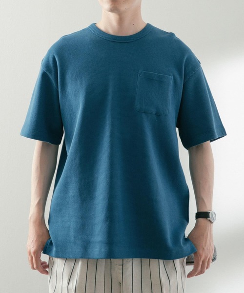 ITEMS URBANRESEARCH(アイテムズ アーバンリサーチ)の「度詰めワッフル クルーネックTシャツ(Tシャツ/カットソー・メンズ・ブラック/ホワイト/ブルー/ブラウン・MEDIUM/LARGE)」の12枚目の写真
