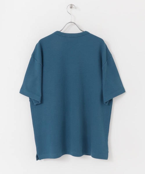ITEMS URBANRESEARCH(アイテムズ アーバンリサーチ)の「度詰めワッフル クルーネックTシャツ(Tシャツ/カットソー・メンズ・ブラック/ホワイト/ブルー/ブラウン・MEDIUM/LARGE)」の20枚目の写真