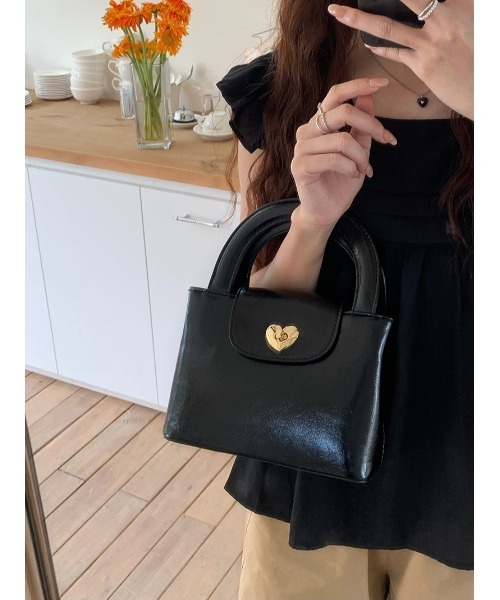 Chick（チック）の「ハートモチーフハンドバッグ（ハンドバッグ・レディース・ホワイト/ブラック・FREE）」の9枚目の写真