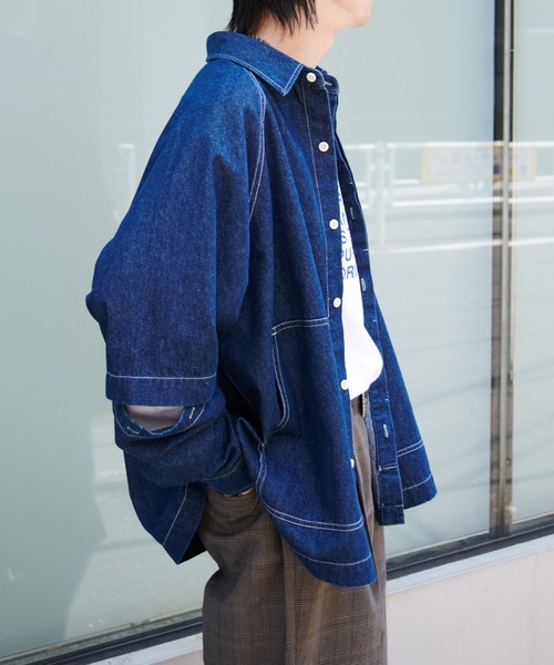 COLONY 2139(コロニートゥーワンスリーナイン)の「2WAYデニムルーズシャツ(シャツ/ブラウス・メンズ・ブラック/ブルー・MEDIUM/LARGE)」の19枚目の写真