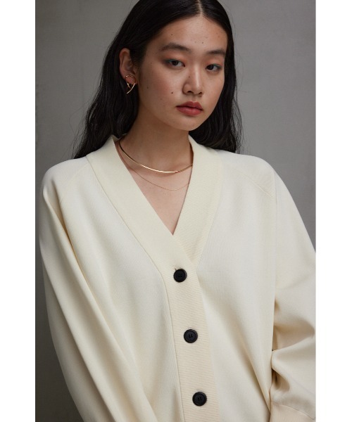 AZUL by moussy（アズールバイマウジー）の「スポンディッシュカーディガン（カーディガン/ボレロ・レディース・ブラック/ブルー/アイボリー・SMALL/MEDIUM）」の6枚目の写真