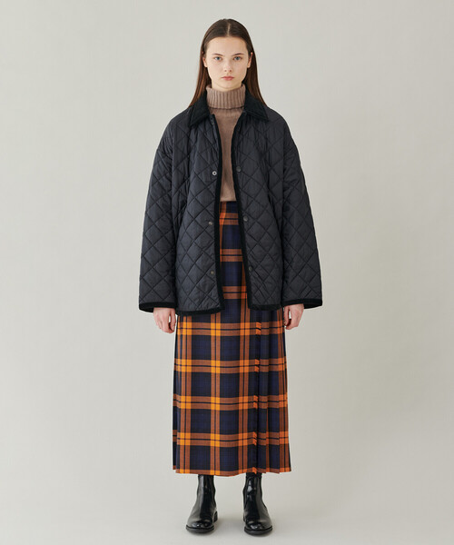 THE SHINZONE（ザ　シンゾーン）の「THE SHINZONE | 〈別注〉QUILTING SHORT COAT WOMEN（ナイロンジャケット・レディース・ブラック/カーキ・F）」の16枚目の写真