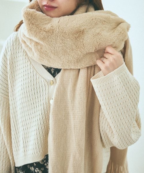 mysty woman(ミスティウーマン)の「ファーニットストール 967113(マフラー・レディース・ブラウン系その他/ベージュ・FREE)」の2枚目の写真
