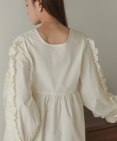 Bab（バブ）の「フリルボリュームスリーブブラウス（シャツ/ブラウス・レディース・サックスブルー/ベージュ/ホワイト系その他・M）」の8枚目の写真