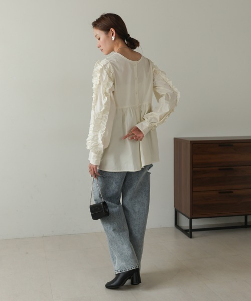 Bab（バブ）の「フリルボリュームスリーブブラウス（シャツ/ブラウス・レディース・サックスブルー/ベージュ/ホワイト系その他・M）」の13枚目の写真