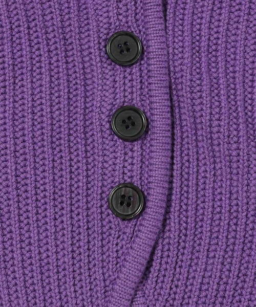 LOWRYS FARM（ローリーズファーム）の「コンパクトボタンカーディガン