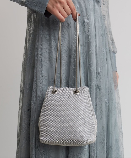 Thevon(ゼボン)の「【オケージョン】ラメスパンコール巾着バッグ(ハンドバッグ・レディース・シルバー/ゴールド/ブラック・FREE)」の7枚目の写真