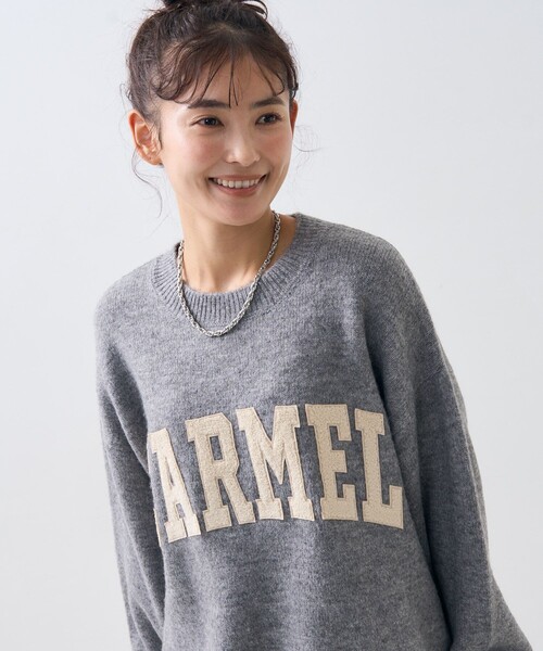 FREAK'S STORE(フリークスストア)の「サガラワッペン ロゴニット/ ビッグシルエットプルオーバーニット(ニット/セーター・レディース・ネイビー/オフホワイト/ワインレッド/グレー・フリ-)」の3枚目の写真