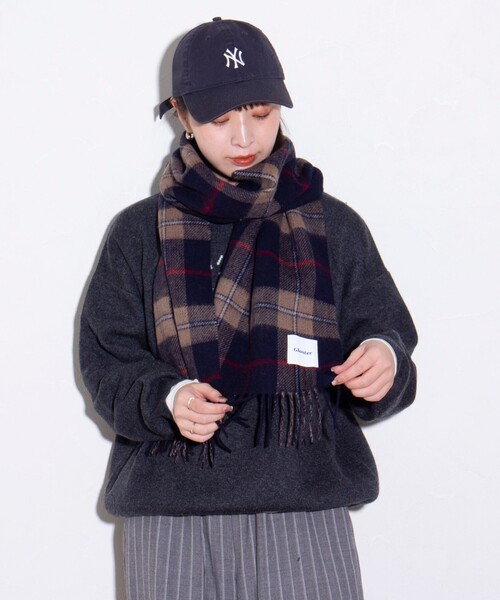 GLOSTER（グロスター）の「【GLOSTER/グロスター】カシミヤブレンドウールマフラー リバーシブル (無地/チェック)（マフラー・メンズ・グリーン系その他/ホワイト系その他2/ブラック系その他/ブラック系その他2/ブルー系その他7/ブルー系その他/ホワイト系その他3/ネイビー系・FREE）」の14枚目の写真