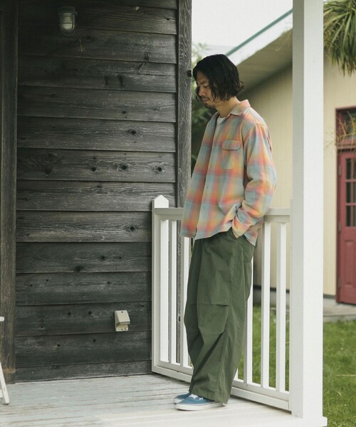 B:MING by BEAMS（ビーミングバイビームス）の「B:MING by BEAMS / コットンナイロン オーバーパンツ（その他パンツ・メンズ・オリーブ/ブラック・LARGE/MEDIUM/SMALL/X-LARGE）」の16枚目の写真