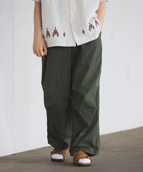 B:MING by BEAMS（ビーミングバイビームス）の「B:MING by BEAMS / コットンナイロン オーバーパンツ（その他パンツ・メンズ・オリーブ/ブラック・LARGE/MEDIUM/SMALL/X-LARGE）」の20枚目の写真