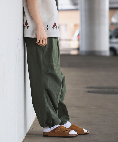 B:MING by BEAMS（ビーミングバイビームス）の「B:MING by BEAMS / コットンナイロン オーバーパンツ（その他パンツ・メンズ・オリーブ/ブラック・LARGE/MEDIUM/SMALL/X-LARGE）」の10枚目の写真