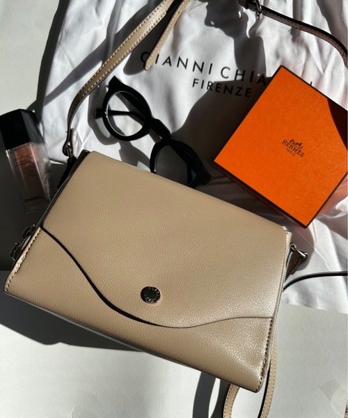 Legato Largo（レガートラルゴ）の「Legato Largo / かるいかばんPUお財布ショルダー / LG-P0113Z（ショルダーバッグ・レディース・ブラック/ラベンダー/アイボリー/シルバー/ベージュ/キャメル/オリーブ/ライトブルー/イエロー・ONESIZE）」の3枚目の写真