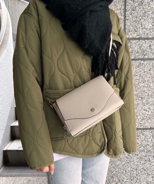 Legato Largo（レガートラルゴ）の「Legato Largo / かるいかばんPUお財布ショルダー / LG-P0113Z（ショルダーバッグ・レディース・ブラック/ラベンダー/アイボリー/シルバー/ベージュ/キャメル/オリーブ/ライトブルー/イエロー・ONESIZE）」の9枚目の写真