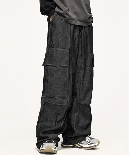 GENXDER(ノンジェンダー)の「【genxder】 ユニセックス 裾絞りポケットデニムカーゴパンツ(カーゴパンツ・メンズ・インディゴブルー/ブラック・SMALL/MEDIUM/LARGE)」の5枚目の写真