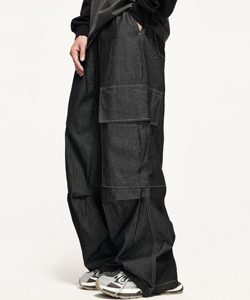 GENXDER(ノンジェンダー)の「【genxder】 ユニセックス 裾絞りポケットデニムカーゴパンツ(カーゴパンツ・メンズ・インディゴブルー/ブラック・SMALL/MEDIUM/LARGE)」の7枚目の写真