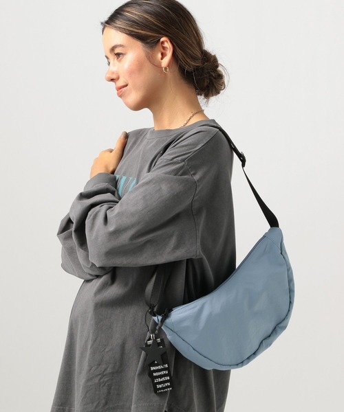 【BLAYMORE】ムーンショルダーバッグ Kora コラ メタリックアクセントムーンバッグ（ショルダーバッグ