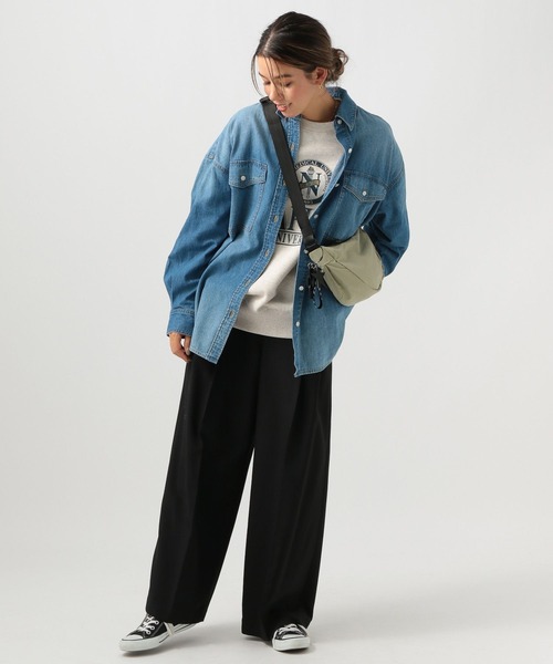 BAYFLOW（ベイフロー）の「チャームツキハーフムーンショルダー（ショルダーバッグ・レディース・グリーン/ブルー/グレー/ベージュ/ブラック/アイボリー・FREE）」の14枚目の写真