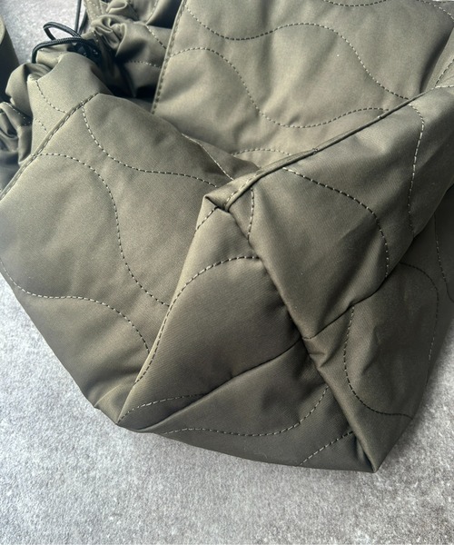 CPCM(シーピーシーエム)の「アソートキルトBIGショルダー(ショルダーバッグ・メンズ・カーキ/グリーン/ブラック/オフホワイト/アイボリー/ブラック系その他・FREE)」の11枚目の写真