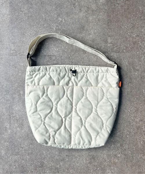 CPCM(シーピーシーエム)の「アソートキルトBIGショルダー(ショルダーバッグ・メンズ・カーキ/グリーン/ブラック/オフホワイト/アイボリー/ブラック系その他・FREE)」の15枚目の写真