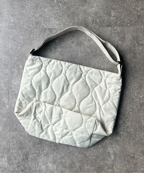 CPCM(シーピーシーエム)の「アソートキルトBIGショルダー(ショルダーバッグ・メンズ・カーキ/グリーン/ブラック/オフホワイト/アイボリー/ブラック系その他・FREE)」の17枚目の写真