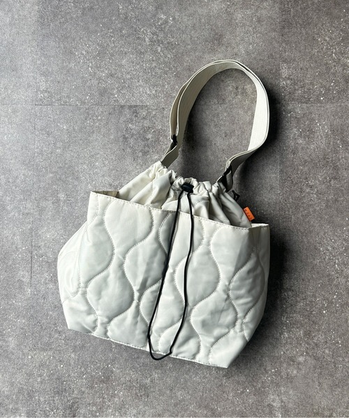 CPCM(シーピーシーエム)の「アソートキルトBIGショルダー(ショルダーバッグ・メンズ・カーキ/グリーン/ブラック/オフホワイト/アイボリー/ブラック系その他・FREE)」の18枚目の写真