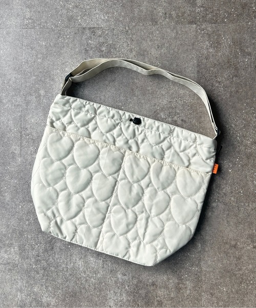 CPCM(シーピーシーエム)の「アソートキルトBIGショルダー(ショルダーバッグ・メンズ・カーキ/グリーン/ブラック/オフホワイト/アイボリー/ブラック系その他・FREE)」の19枚目の写真