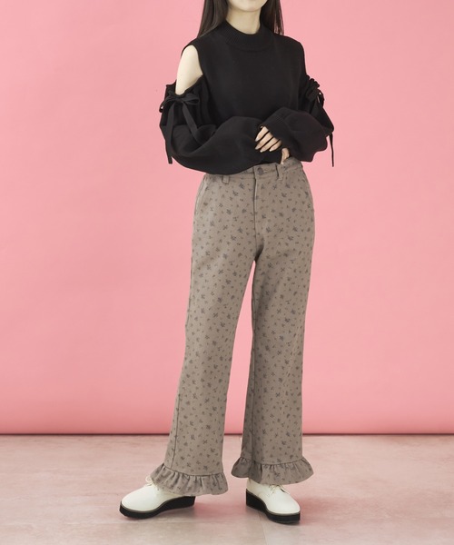 shrita（シュリータ）の「【shrita】花柄フリルパンツ（その他パンツ 