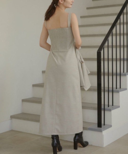 ACYM（アシーム）の「Chic herringbone slit ワンピース（ワンピース・レディース・ブラウン/アイボリー・FREE）」の5枚目の写真