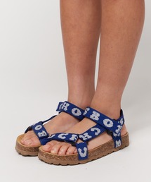 BOBO CHOSES（ボボショーズ）の「Bobo Choses printed blue sandals（サンダル・キッズ）」