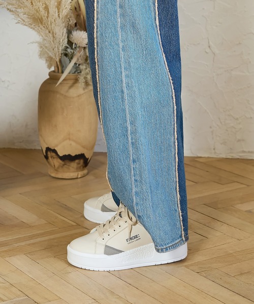 moz(モズ)の「moz(モズ)フェイクレザー厚底コートスニーカー(スニーカー・レディース・ブルー/ベージュ/ブラック×ホワイト/ピンク/カーキ・22.5cm/23.0cm/23.5cm/24.0cm/24.5cm/25.0cm)」の17枚目の写真
