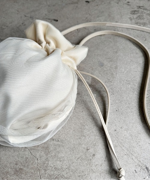 SPRUCE(スプルース)の「EM:超軽量87g SPRUCEチュルショルダー チュール巾着バッグ(ショルダーバッグ・レディース・オレンジ/イエロー/ブラック/アイボリー/ラベンダー・FREE)」の12枚目の写真