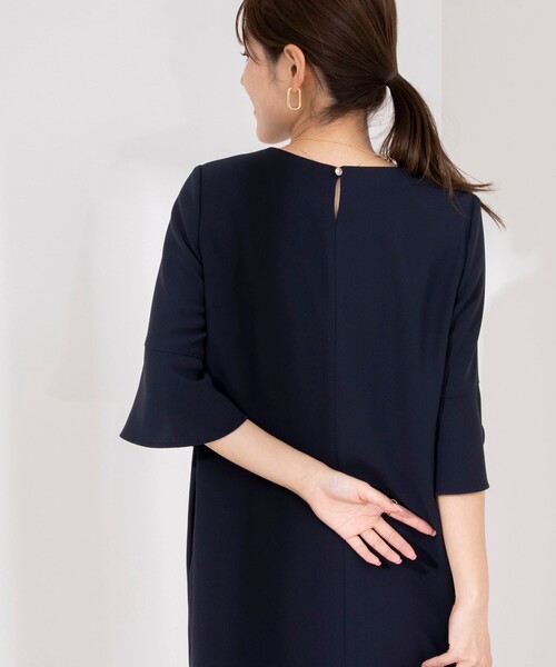 NOLLEY’S Sophi（ノーリーズソフィ）の「バックサテンフレアスリーブワンピース（ワンピース・レディース・ベビーピンク/ネイビー・38/36）」の15枚目の写真