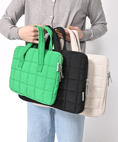 Alite cloth(アリーテクロス)の「トート型キルティングPCケース タブレットケース(PC・タブレットケース・レディース・グリーン/ホワイト/ブラック・S/M/L)」の5枚目の写真