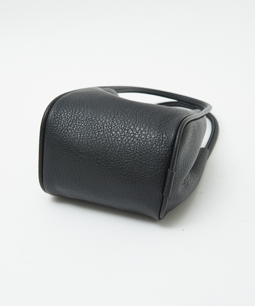 soeur（スール）の「SOEUR/ミニショルダーバケットバッグ（ポーチ付)（ショルダーバッグ・レディース・ブラック/ベージュ/イエロー/ライトブルー/シルバー/ブラウン・フリー）」の8枚目の写真