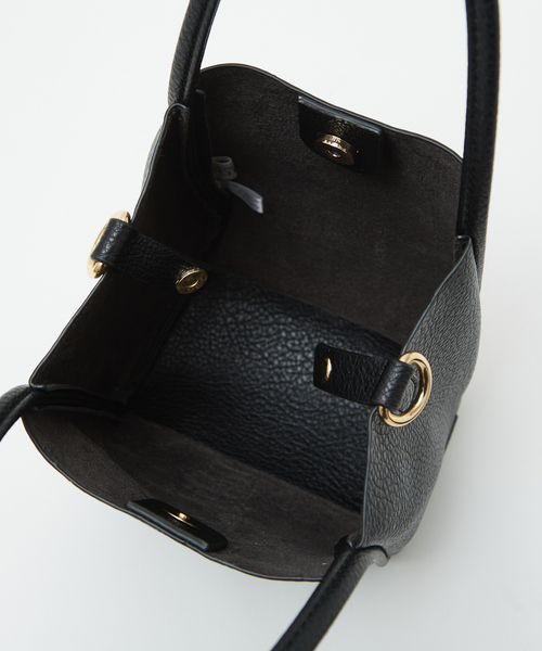 soeur（スール）の「SOEUR/ミニショルダーバケットバッグ（ポーチ付)（ショルダーバッグ・レディース・ブラック/ベージュ/イエロー/ライトブルー/シルバー/ブラウン・フリー）」の14枚目の写真