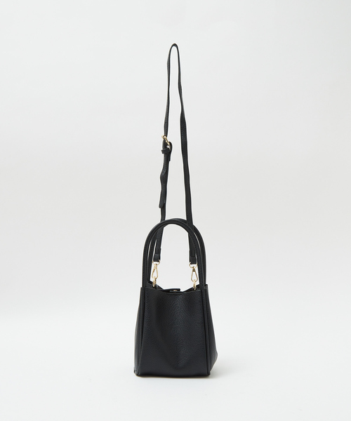 soeur（スール）の「SOEUR/ミニショルダーバケットバッグ（ポーチ付)（ショルダーバッグ・レディース・ブラック/ベージュ/イエロー/ライトブルー/シルバー/ブラウン・フリー）」の18枚目の写真