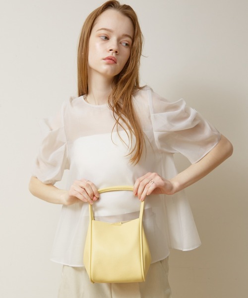 soeur（スール）の「SOEUR/ミニショルダーバケットバッグ（ポーチ付)（ショルダーバッグ・レディース・ブラック/ベージュ/イエロー/ライトブルー/シルバー/ブラウン・フリー）」の22枚目の写真