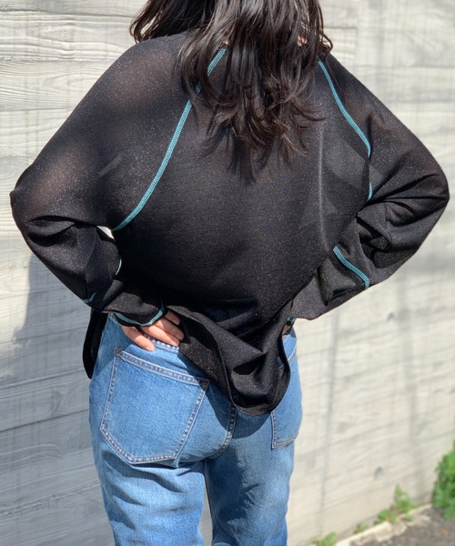 mi via loca(ミヴィアロカ)の「シアーラメ配色ステッチプルオーバー(Tシャツ/カットソー・レディース・ブラック×シルバー/ブラック×ブラック/グレー・FREE)」の21枚目の写真