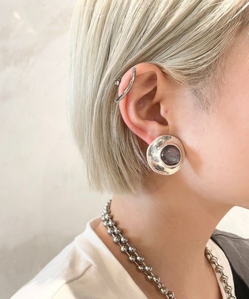 amplis(アンプリス)の「ニュアンスラウンドピアス/horo(ピアス(両耳用)・レディース・シルバー系1/シルバー系2/ゴールド系1/ゴールド系2・FREE)」の1枚目の写真