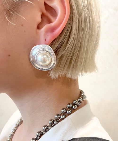 amplis(アンプリス)の「ニュアンスラウンドピアス/horo(ピアス(両耳用)・レディース・シルバー系1/シルバー系2/ゴールド系1/ゴールド系2・FREE)」の8枚目の写真