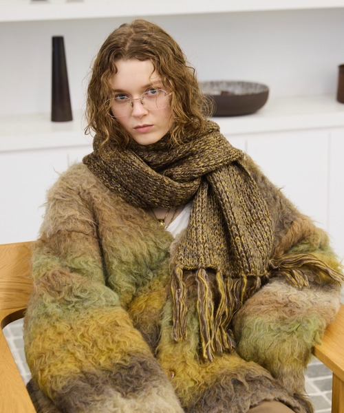 soerte（ソエルテ）の「MULTI COLLAR VOLUME FRINGE MUFFLER/マルチカラーボリュームフリンジマフラー（マフラー・メンズ・イエロー/ピンク/グリーン/ネイビー・FREE）」の11枚目の写真