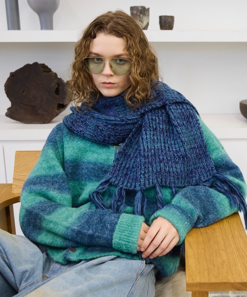 soerte（ソエルテ）の「MULTI COLLAR VOLUME FRINGE MUFFLER/マルチカラーボリュームフリンジマフラー（マフラー・メンズ・イエロー/ピンク/グリーン/ネイビー・FREE）」の9枚目の写真