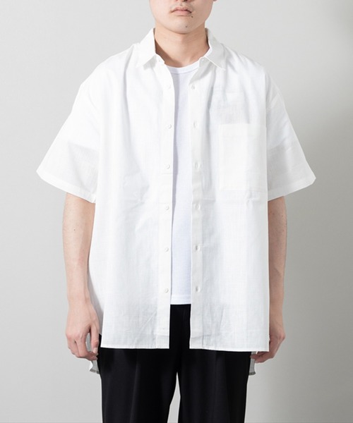 STYLEBLOCK（スタイルブロック）の「シャンブレー半袖シャツ(BIGシルエット)（シャツ/ブラウス・メンズ・ベージュ/ネイビー/ホワイト・M/L）」の2枚目の写真