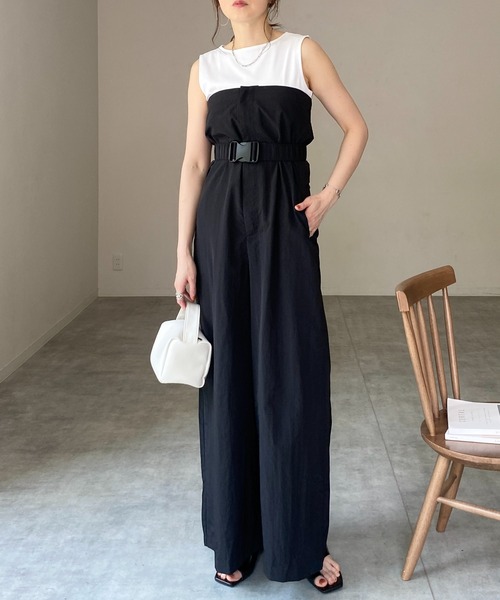 ［CHIGNON］トレンドの後ろ姿まで可愛い ビスチェサロペット　黒 CHIGNON］トレンドの後ろ姿まで可愛い ビスチェサロペット 黒