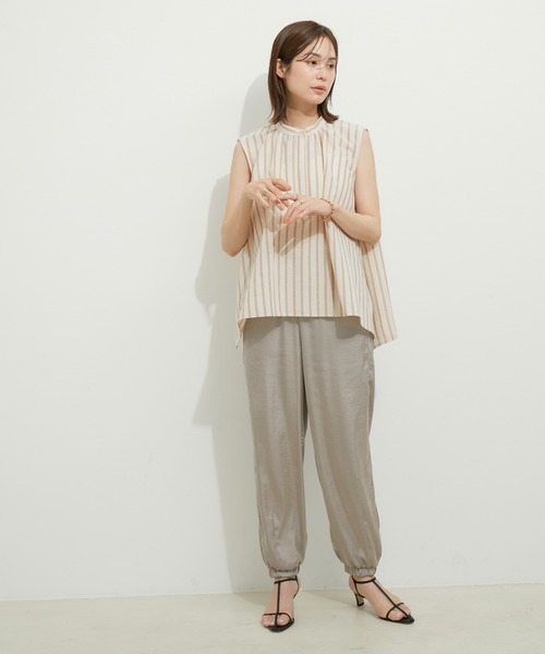 le cercle ADAM ET ROPE'(ルセルクルアダムエロペ)の「ストライプ ノースリーブフレアブラウス(シャツ/ブラウス・レディース・ブラック系その他2/ホワイト系その他6/ブルー系その他・FREE)」の6枚目の写真