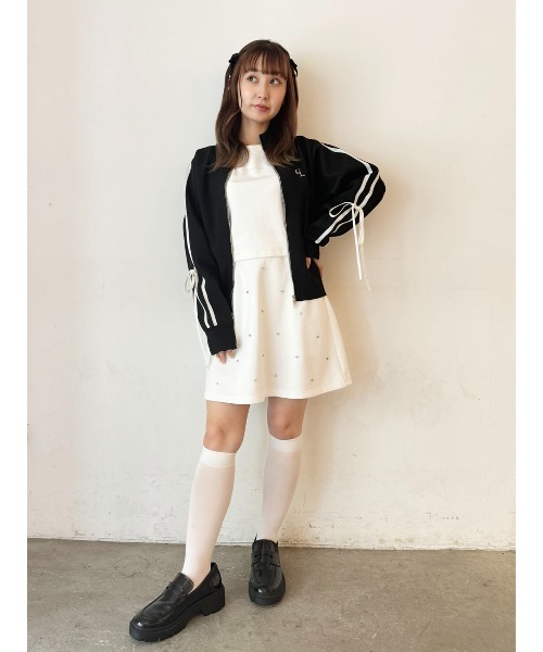 CALNAMUR（カルナムール）の「ビジュースウェットスカート【セットアップ対応】（スカート・レディース・ホワイト/ブラック/グレー・FREE）」の14枚目の写真