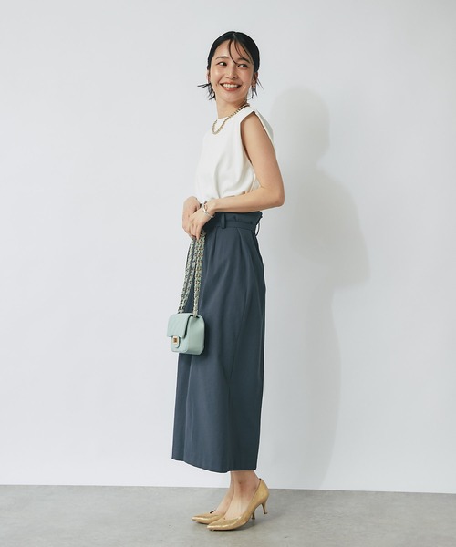 La boutique BonBon（ラブティックボンボン）の「【二の腕すっきり】ノースリクロップドカットソー（Tシャツ/カットソー・レディース・ホワイト/チャコールグレー/スカイブルー・FREE）」の9枚目の写真