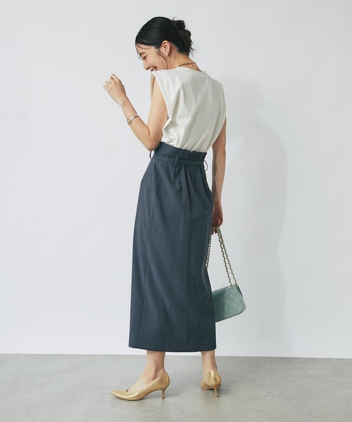 La boutique BonBon（ラブティックボンボン）の「【二の腕すっきり】ノースリクロップドカットソー（Tシャツ/カットソー・レディース・ホワイト/チャコールグレー/スカイブルー・FREE）」の10枚目の写真