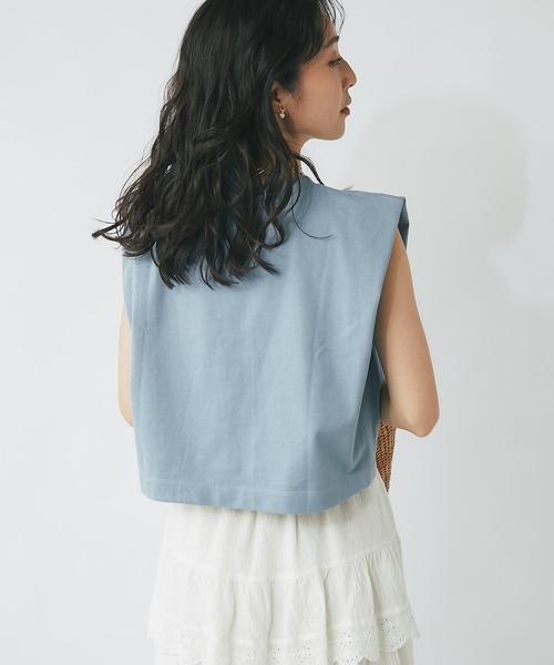 La boutique BonBon（ラブティックボンボン）の「【二の腕すっきり】ノースリクロップドカットソー（Tシャツ/カットソー・レディース・ホワイト/チャコールグレー/スカイブルー・FREE）」の15枚目の写真